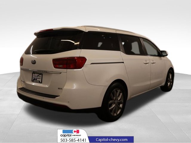 Used 2019 Kia Sedona EX FWD image 2