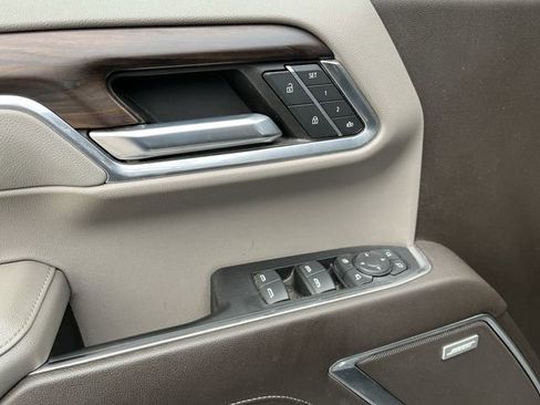 Used 2022 GMC Sierra 1500 SLT w/ SLT Premium Plus Package image 17