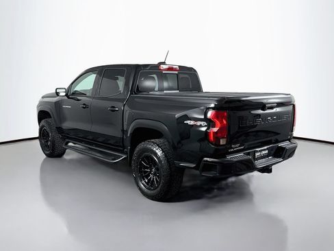 Used 2024 Chevrolet Colorado LT w/ LT Convenience Package II AWD/4WD image 5