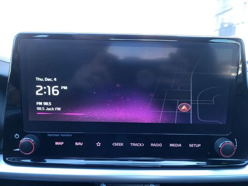 Used 2023 Kia Forte GT-Line w/ GT-Line Premium Package image 13