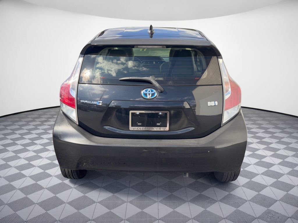 Used 2016 Toyota Prius C Four FWD image 11