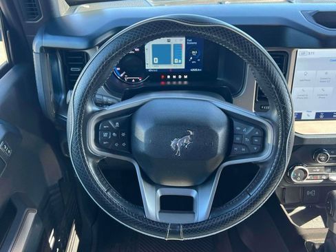 Used 2022 Ford Bronco Outer Banks AWD/4WD image 15