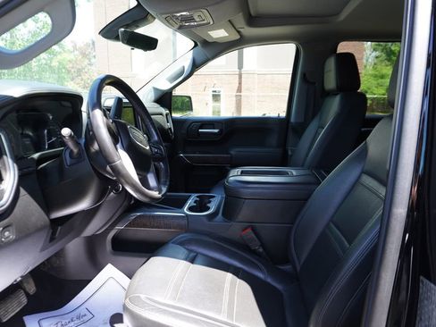 Used 2019 GMC Sierra 1500 Denali w/ Denali Ultimate Package AWD/4WD image 2