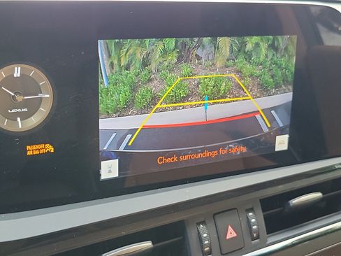 Certified 2024 Lexus ES 350 w/ Premium Package FWD image 29