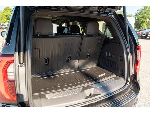 New 2026 GMC Yukon AT4 Ultimate w/ LPO, Floor Liner Package AWD/4WD image 35