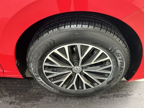 Used 2019 Volkswagen Jetta SE FWD image 8