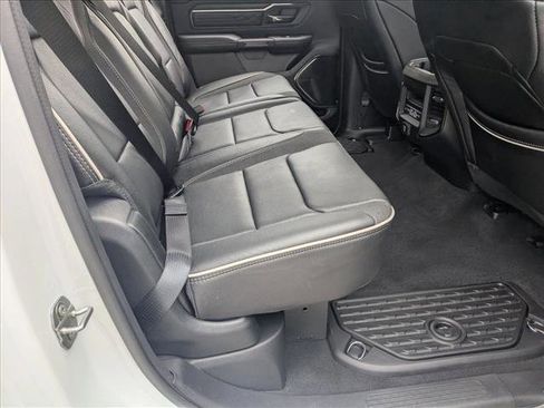 Used 2025 RAM 1500 Limited AWD/4WD image 19
