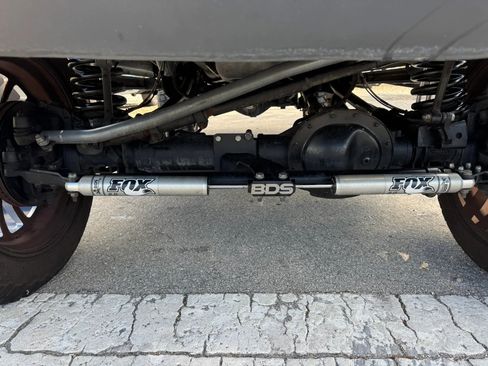 Used 2018 RAM 2500 Tradesman w/ Chrome Appearance Group image 18