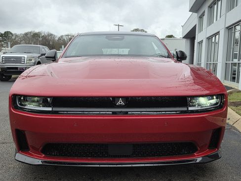 New 2025 Dodge Charger Daytona R/T w/ Sun & Sound Package image 2