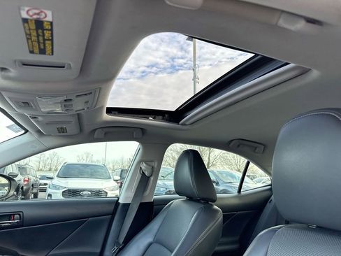 Used 2015 Lexus IS 350 AWD w/ Navigation System Package image 20