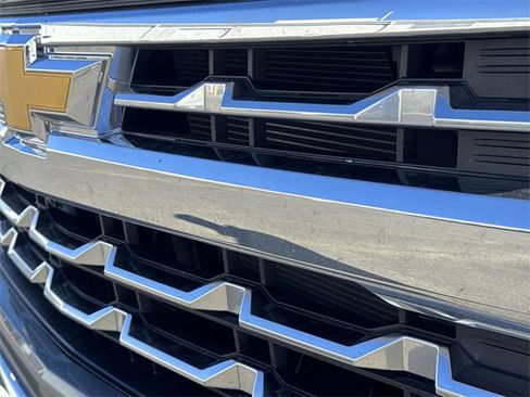 Used 2025 Chevrolet Silverado 1500 LTZ w/ LTZ Premium Package image 17