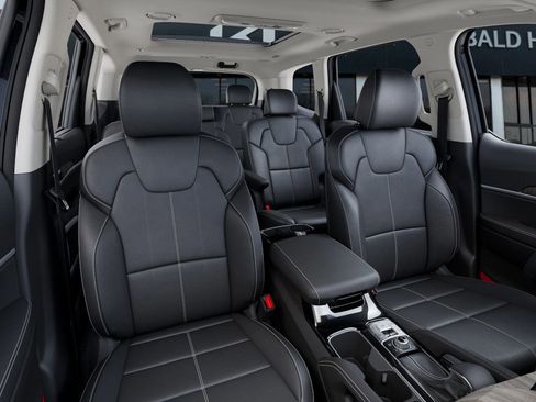 New 2025 Kia Telluride SX w/ SX Captain's Chair Package image 15