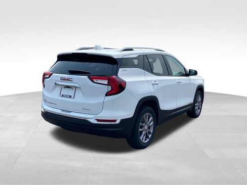 Certified 2024 GMC Terrain SLT w/ LPO, Floor Liner Package AWD/4WD image 3