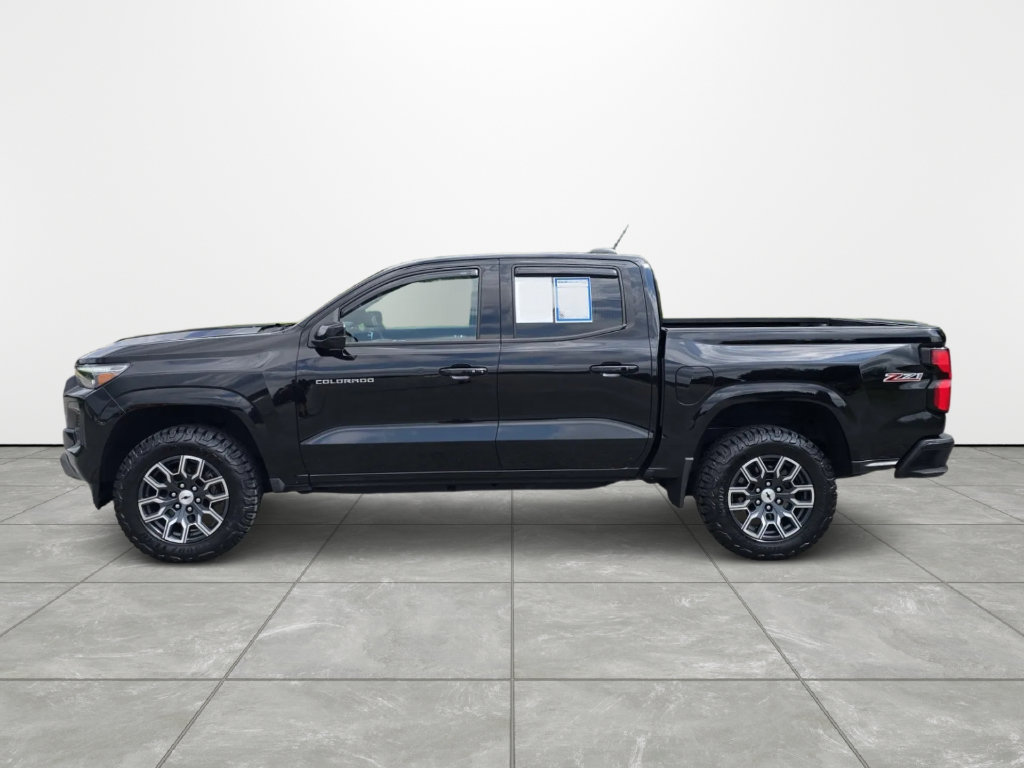 Used 2023 Chevrolet Colorado Z71 w/ Z71 Convenience Package 2 AWD/4WD image 8