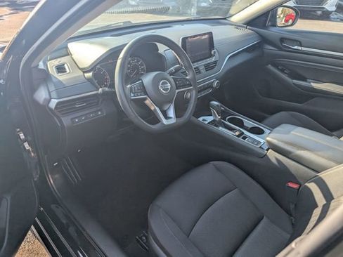 Certified 2021 Nissan Altima 2.5 SV w/ SV Premium Package image 13