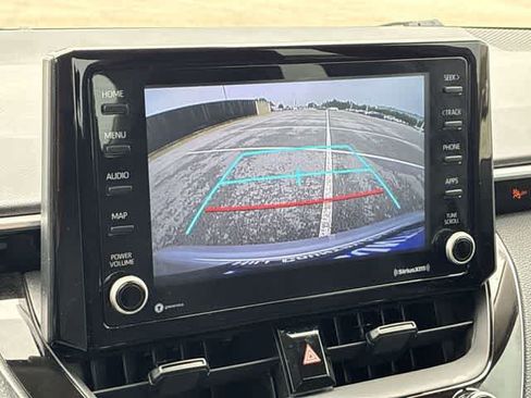 Used 2022 Toyota Corolla LE FWD image 30