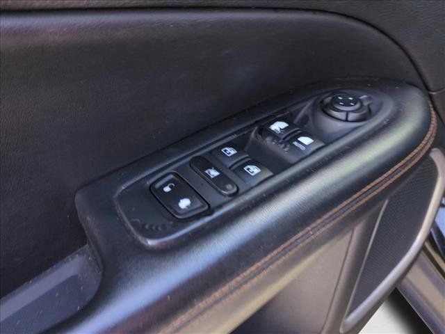 Used 2018 Jeep Compass Limited w/ Navigation Group AWD/4WD image 12