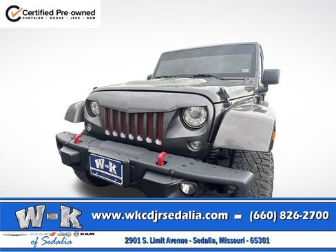 Certified 2017 Jeep Wrangler Unlimited Rubicon AWD/4WD image 12