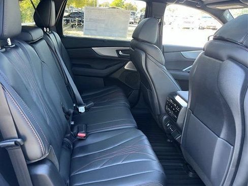 Used 2026 Acura MDX A-Spec AWD/4WD image 32