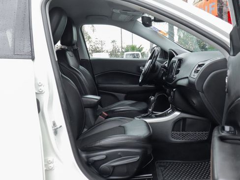 Used 2021 Jeep Compass Latitude w/ Convenience Group FWD image 37
