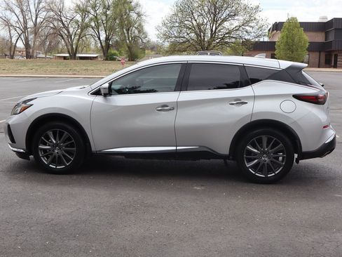 Used 2021 Nissan Murano SV w/ SV Special Edition Package image 9