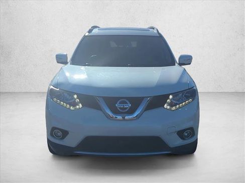 Used 2015 Nissan Rogue SL w/ SL Premium Package image 2