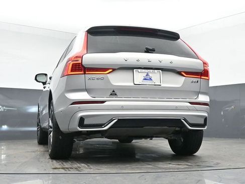 Used 2023 Volvo XC60 B5 Plus w/ Protection Package Premier image 15