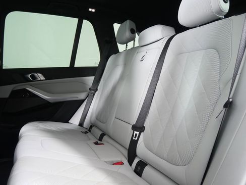 Certified 2025 BMW X5 xDrive40i image 16