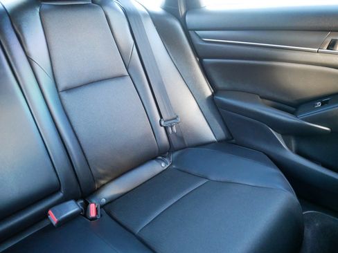 Used 2022 Honda Accord Sport image 14