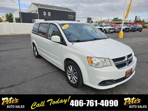 Used 2016 Dodge Grand Caravan SE image 6