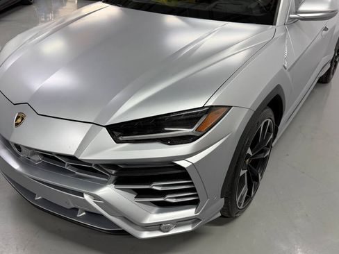 Used 2022 Lamborghini Urus AWD/4WD image 28