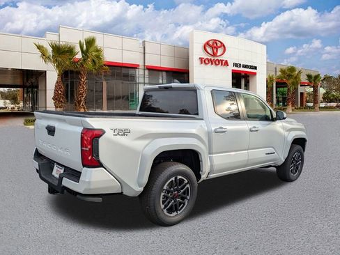 New 2025 Toyota Tacoma TRD Sport image 5