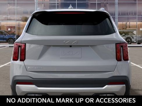 New 2026 Kia Sorento SX FWD image 13