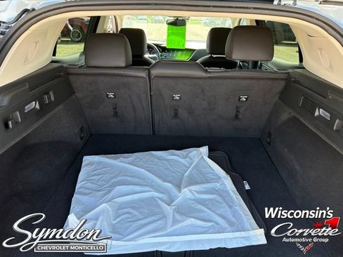 Used 2023 Buick Envision Essence AWD/4WD image 17