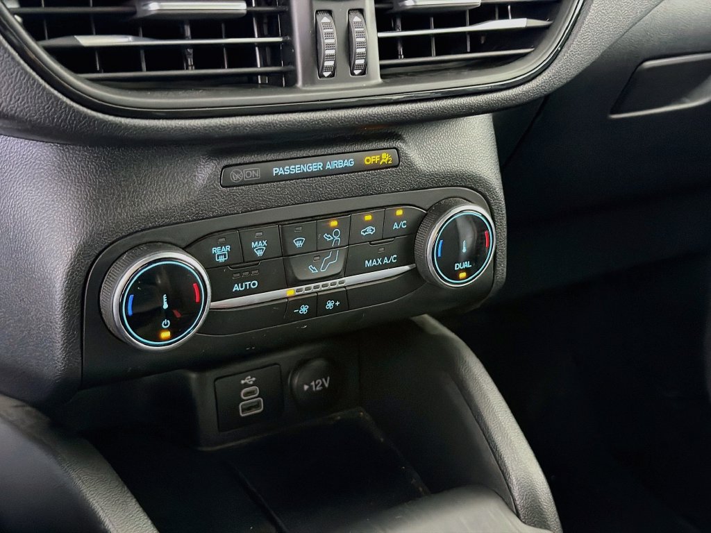 Used 2025 Ford Escape ST-Line AWD/4WD image 19