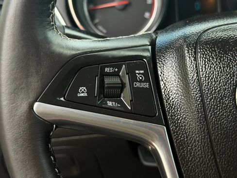 Used 2014 Buick Encore FWD image 16