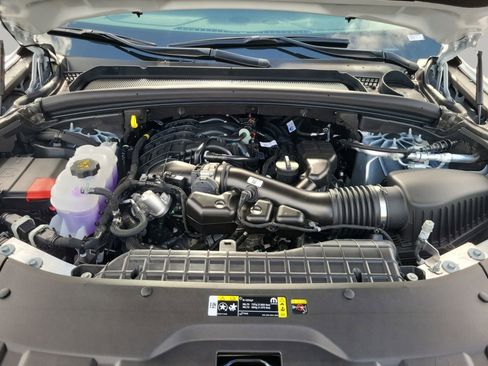 New 2025 Jeep Grand Cherokee L Altitude image 9