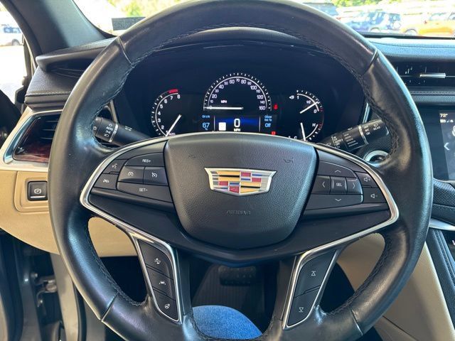 Used 2019 Cadillac XT5 Luxury AWD/4WD image 17