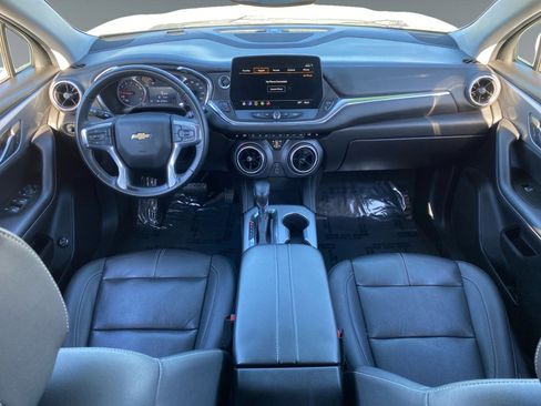Used 2024 Chevrolet Blazer LT FWD image 10