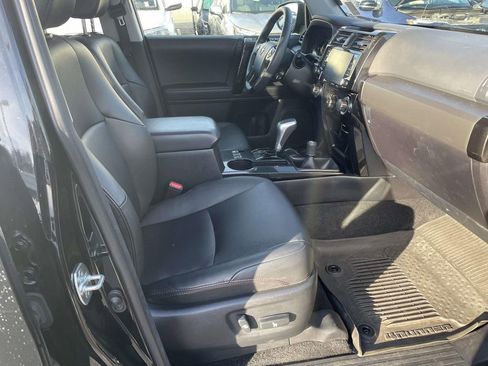 Used 2022 Toyota 4Runner TRD Off-Road Premium image 47