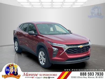 Used 2024 Chevrolet Trax LS w/ Driver Confidence Package
