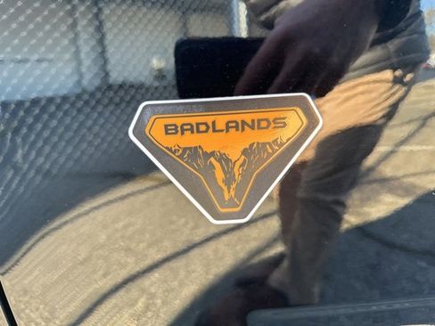 Used 2025 Ford Bronco Sport Badlands image 15