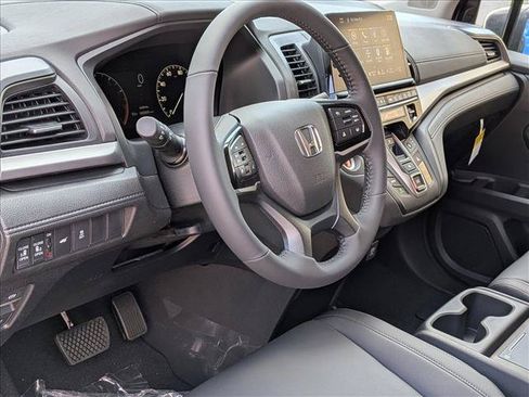 New 2026 Honda Odyssey EX-L image 3