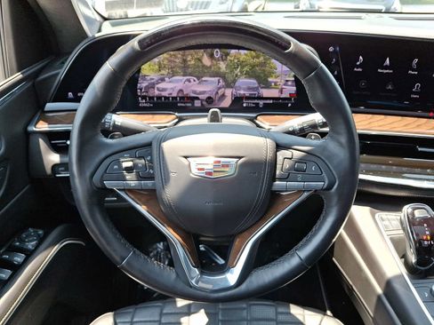 Certified 2023 Cadillac Escalade Sport Platinum w/ LPO, ONYX Package AWD/4WD image 14