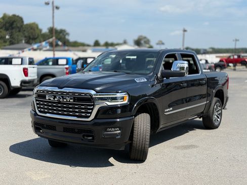 Used 2025 RAM 1500 Limited w/ Trailer Tow Group AWD/4WD image 3