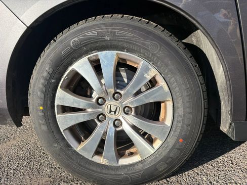 Used 2016 Honda Odyssey SE image 9