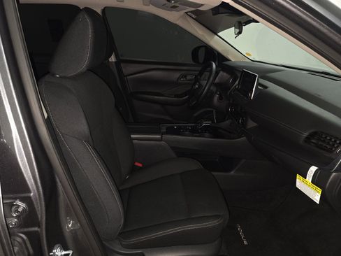 Used 2026 Nissan Rogue S image 11