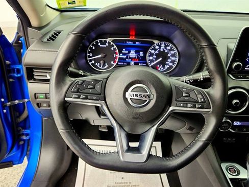 Used 2021 Nissan Sentra SV FWD image 12