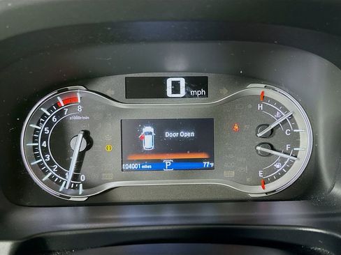 Used 2016 Honda Pilot Touring image 12