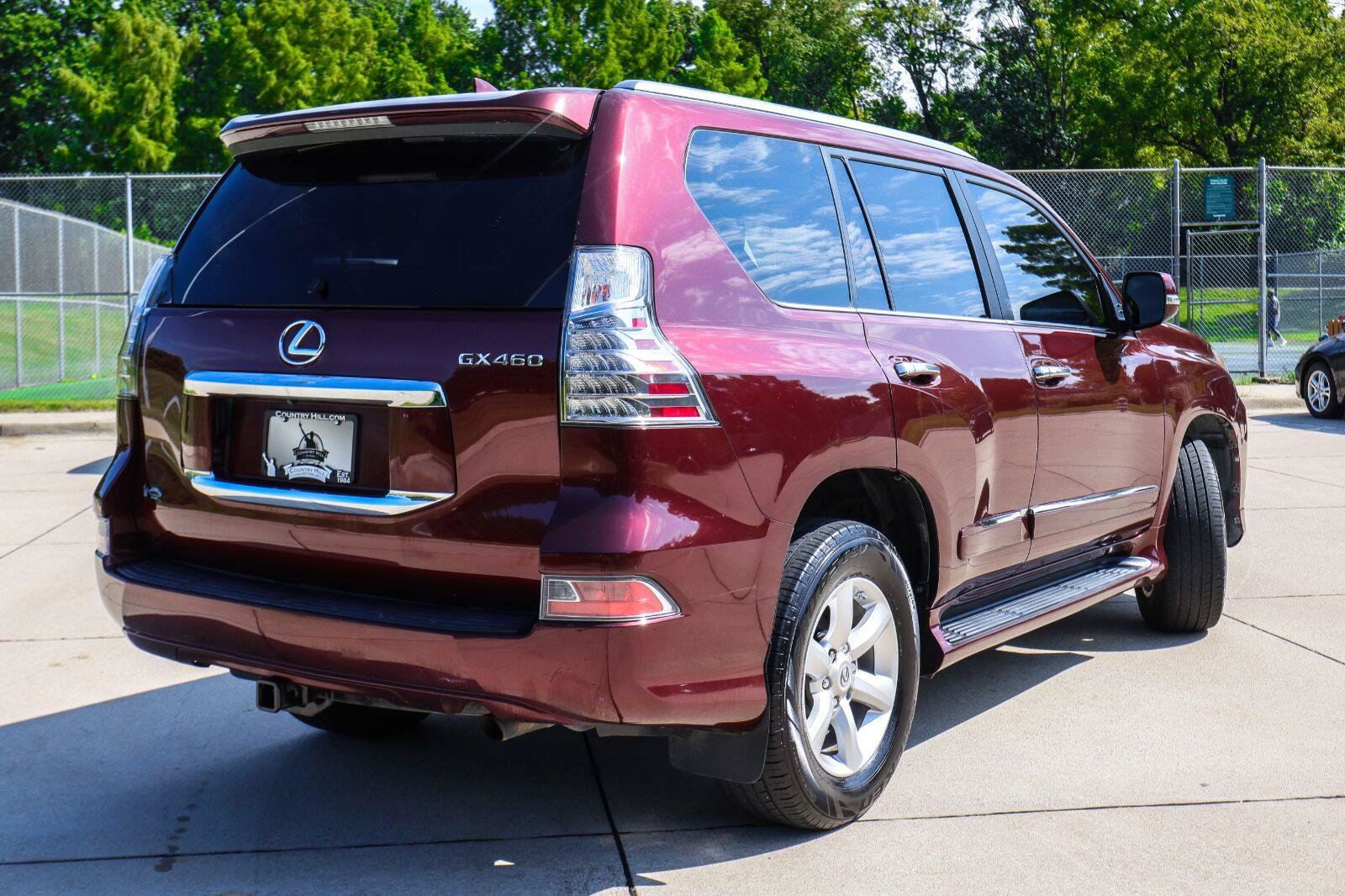 Used 2018 Lexus GX 460 w/ Navigation Package AWD/4WD image 16